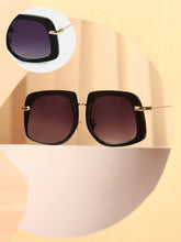 The Whimsical Oversized Sunglass - Onyx Black